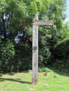 whitchurch_wooden_cross.jpg (107605 bytes)